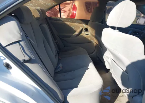 2009 Toyota Camry Le z USA, uszkodzony, nr VIN 4T4BE46K89R085204